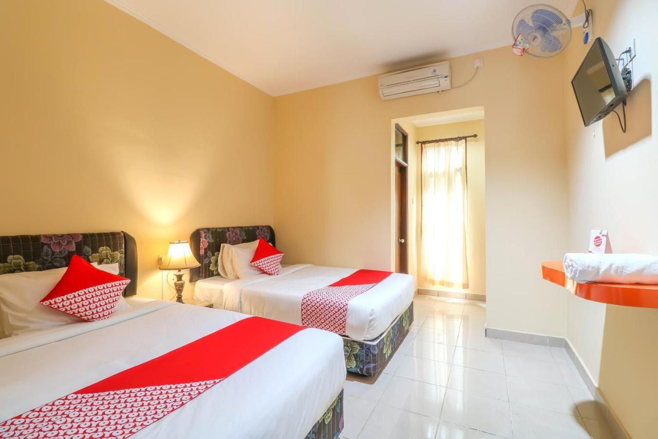 Super Oyo 2280 Wisma Guntur II Denpasar Exterior foto